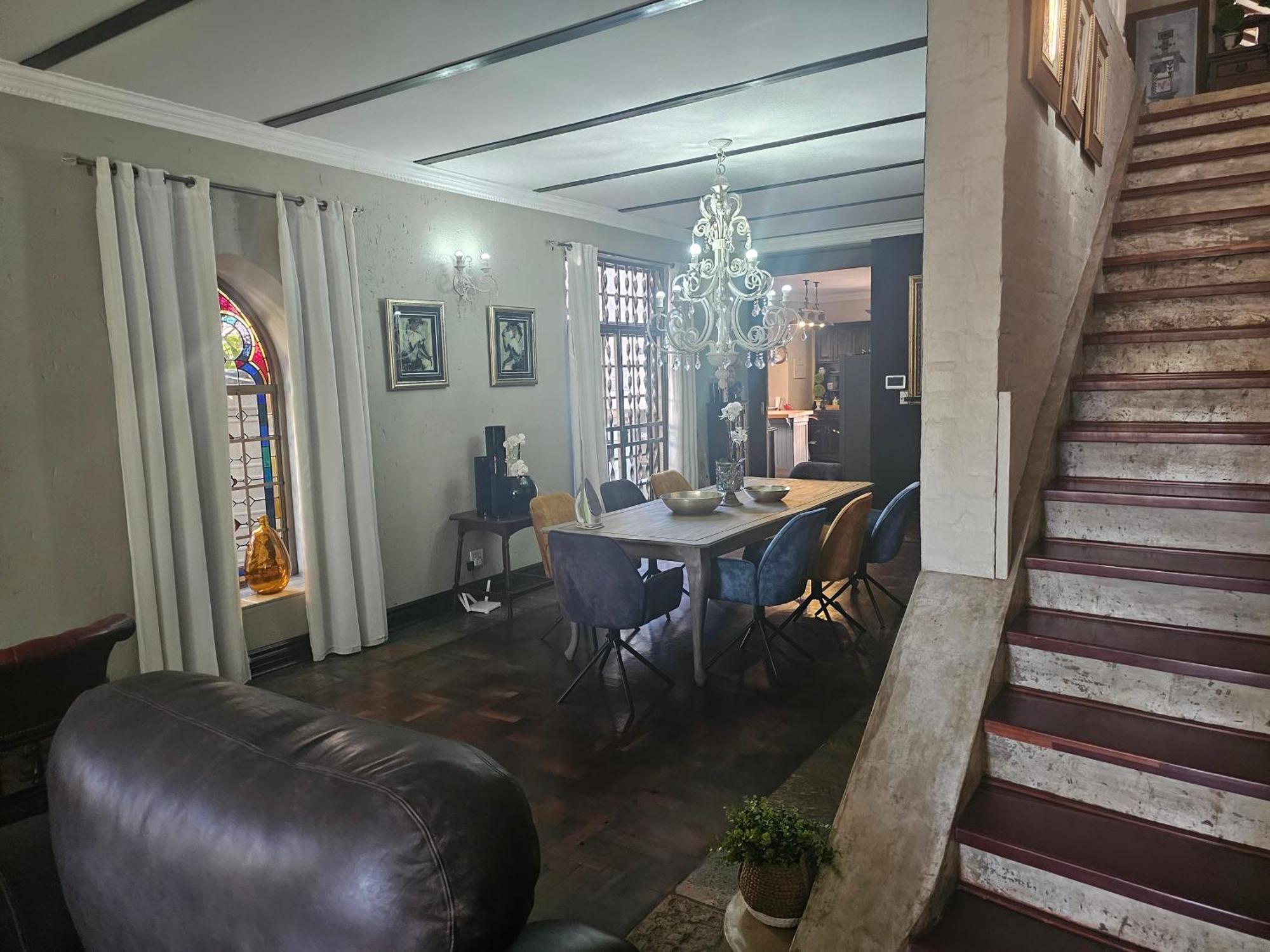 Castle Home Centurion Extérieur photo